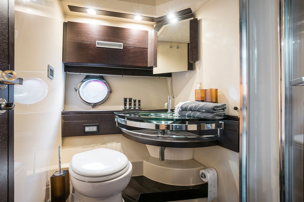 Azimut 62S
