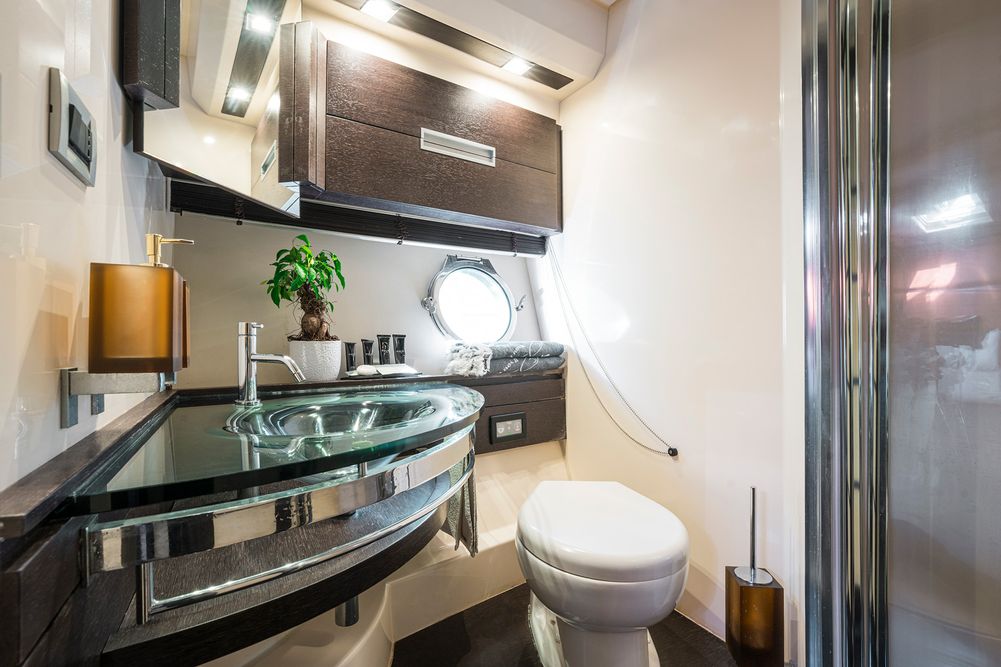 Azimut 62S