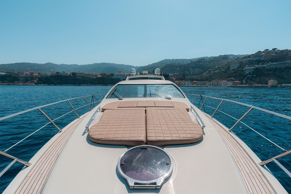 Azimut 62S