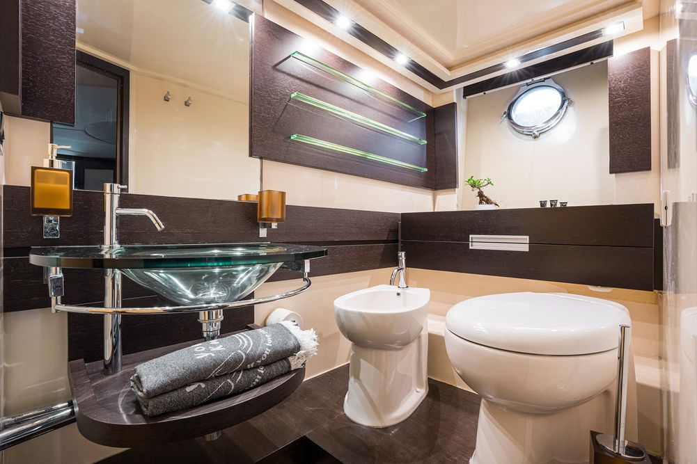 Azimut 62S