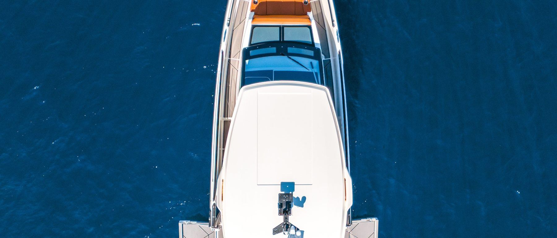 Mare Divino Luxury Charter