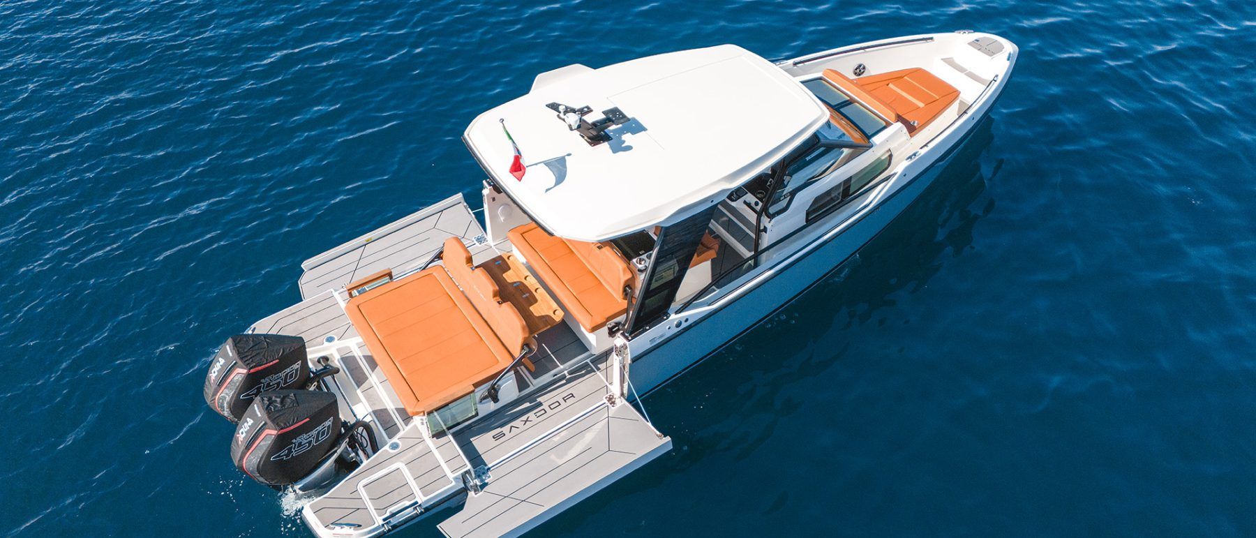 Mare Divino Luxury Charter